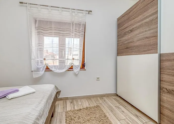 Val Apartment Pula